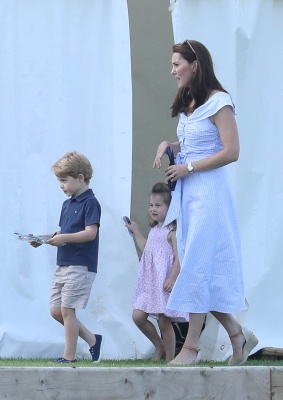 72731098_kate_middleton_10062018_addddds_15.jpg