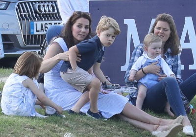 72731111_kate_middleton_10062018_addddds_21.jpg
