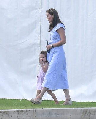 72811879_kate-3.jpg