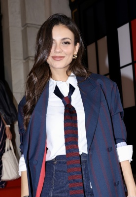 v_0128.jpg