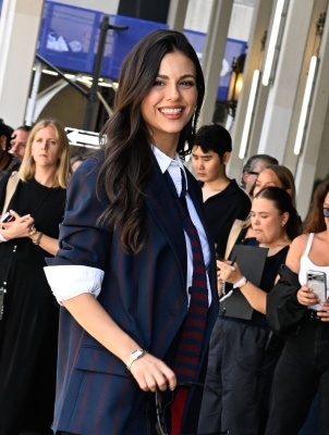 v_0152.jpg