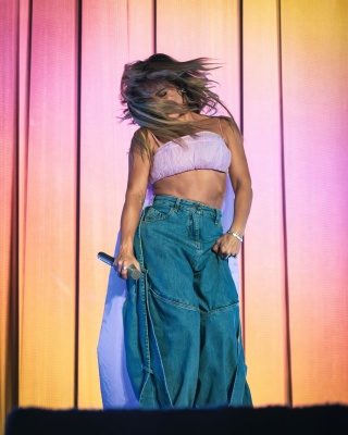 h_0095.jpg