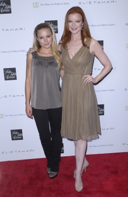kristen_0048~0.jpg