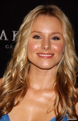 179122211_kristen-bell-avakian-beverly-hills-boutique-celebration-2008-hq-16.jpg