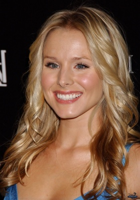 179122226_kristen-bell-avakian-beverly-hills-boutique-celebration-2008-hq-23.jpg