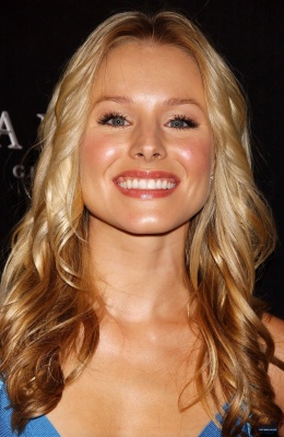 179122240_kristen-bell-avakian-beverly-hills-boutique-celebration-2008-hq-25~0.jpg