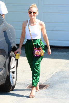 kristen_0001.jpg