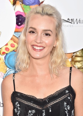 leighton_0045.jpg