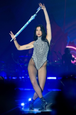 dualipa_0003.jpg