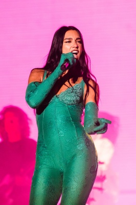 dualipa_0002.jpg