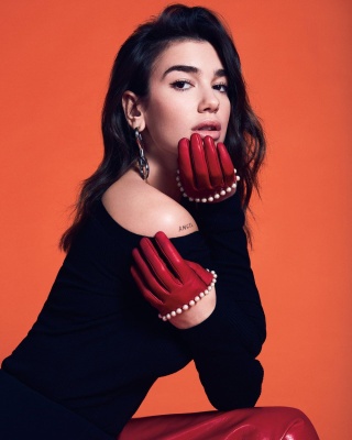 dualipa_002.jpg