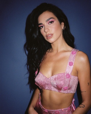 dualipa_0002.jpg