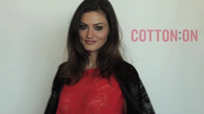 MEET_PHOEBE_TONKIN_003.jpg