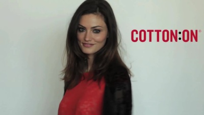 MEET_PHOEBE_TONKIN_008.jpg