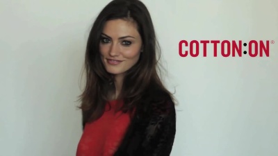 MEET_PHOEBE_TONKIN_013.jpg