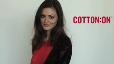 MEET_PHOEBE_TONKIN_014.jpg