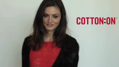 MEET_PHOEBE_TONKIN_019.jpg