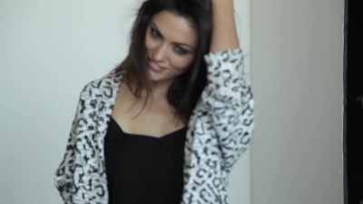 MEET_PHOEBE_TONKIN_383.jpg