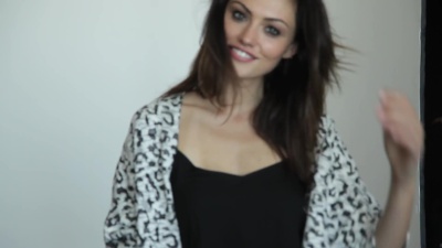 MEET_PHOEBE_TONKIN_393.jpg