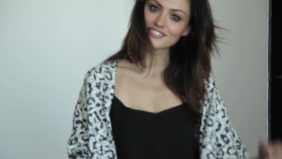 MEET_PHOEBE_TONKIN_394.jpg