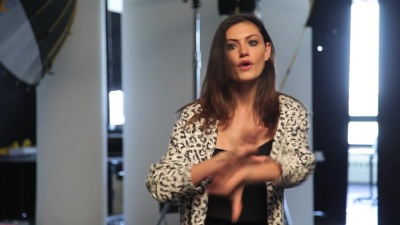 MEET_PHOEBE_TONKIN_401.jpg