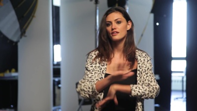 MEET_PHOEBE_TONKIN_406.jpg