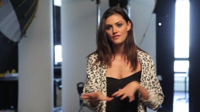 MEET_PHOEBE_TONKIN_433.jpg