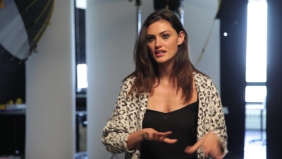 MEET_PHOEBE_TONKIN_443.jpg