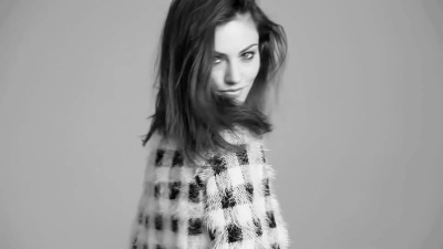 MEET_PHOEBE_TONKIN_465.jpg