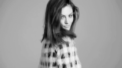 MEET_PHOEBE_TONKIN_468.jpg