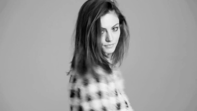 MEET_PHOEBE_TONKIN_471.jpg