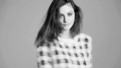 MEET_PHOEBE_TONKIN_475.jpg