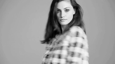 MEET_PHOEBE_TONKIN_482.jpg