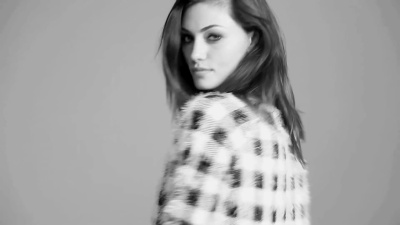 MEET_PHOEBE_TONKIN_488.jpg