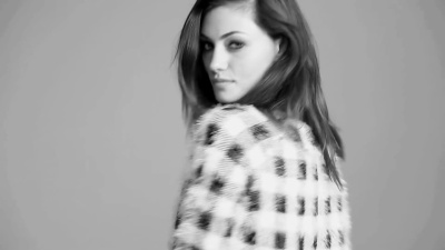 MEET_PHOEBE_TONKIN_489.jpg