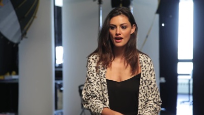 MEET_PHOEBE_TONKIN_511.jpg