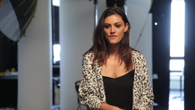 MEET_PHOEBE_TONKIN_515.jpg