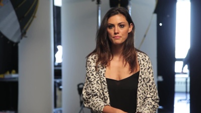 MEET_PHOEBE_TONKIN_526.jpg