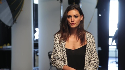 MEET_PHOEBE_TONKIN_529.jpg