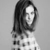 MEET_PHOEBE_TONKIN_470.jpg