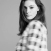 MEET_PHOEBE_TONKIN_484.jpg