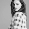 MEET_PHOEBE_TONKIN_485.jpg