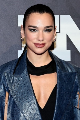 dualipa_0011.jpg