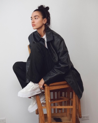 dualipa_0001.jpg