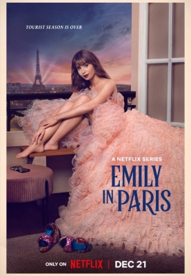 emily-in-paris-16828.jpg