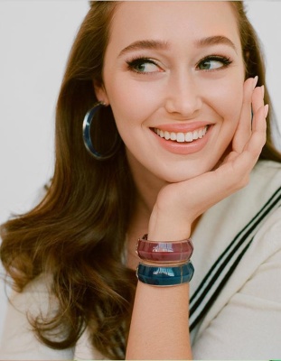 alycia_0001.jpg