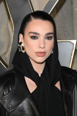 dualipa_0002.jpg