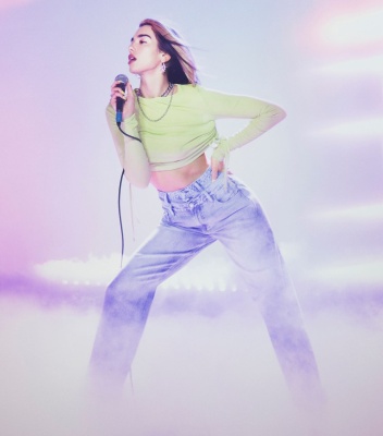 dualipa_0002.jpg